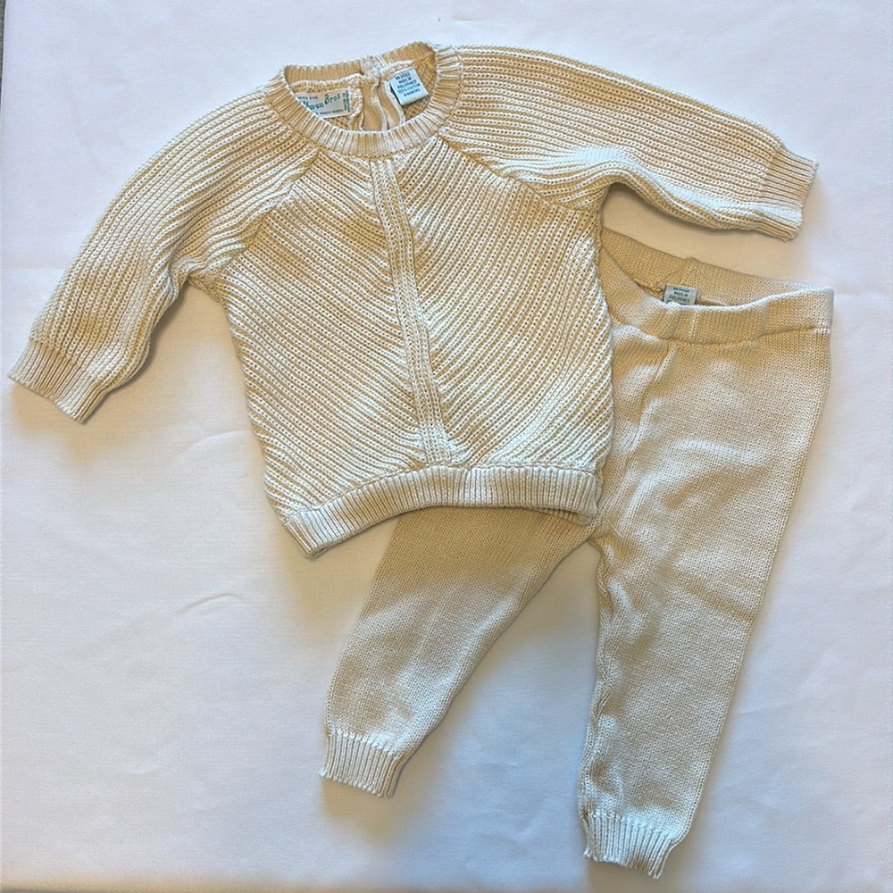 Feltman Brothers sweater knit set